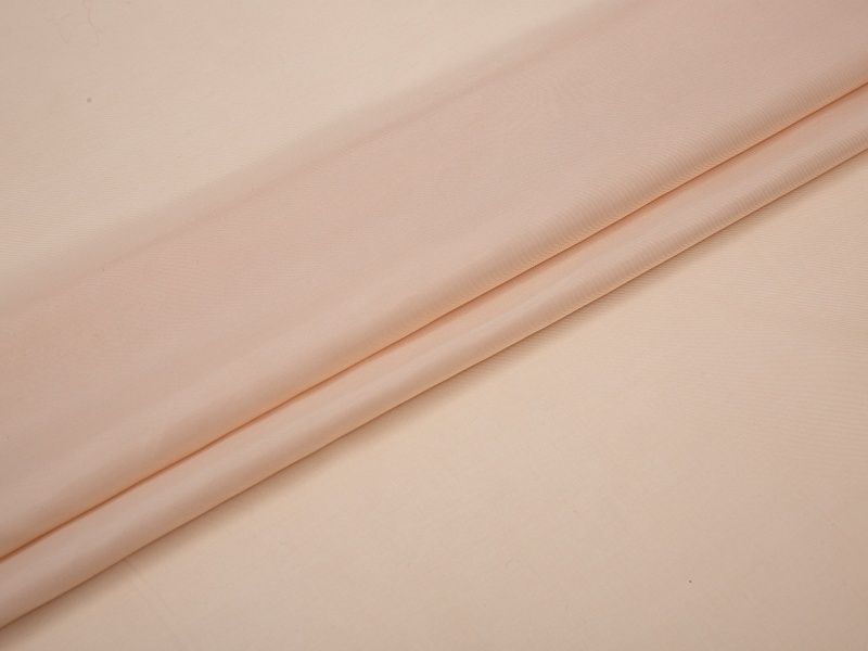 Polyester viscosis oblinit fabricae