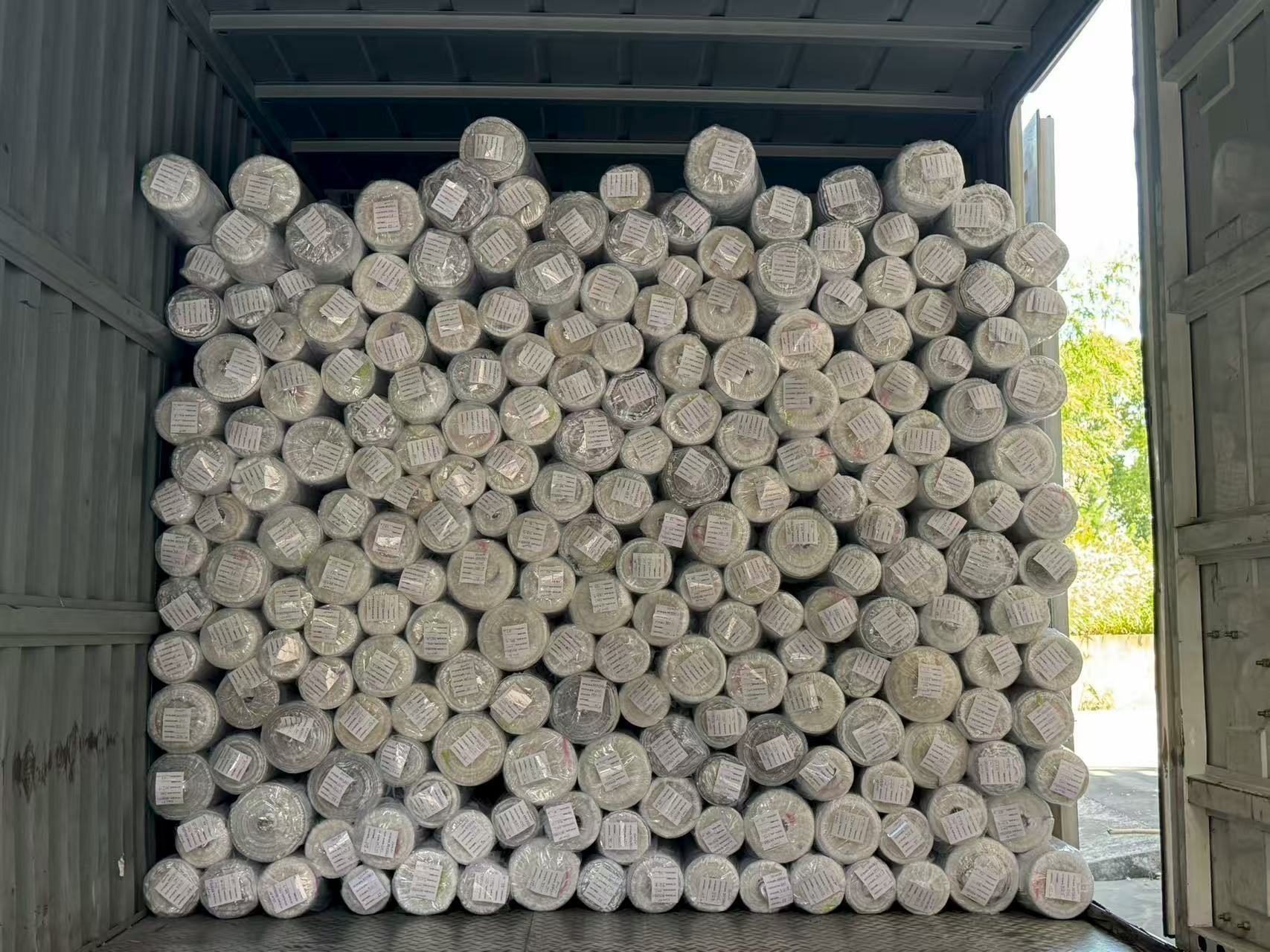 Consuetudo sleeve lining